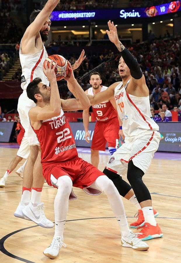 turkiye-ispanya-basketbol-maci.jpg
